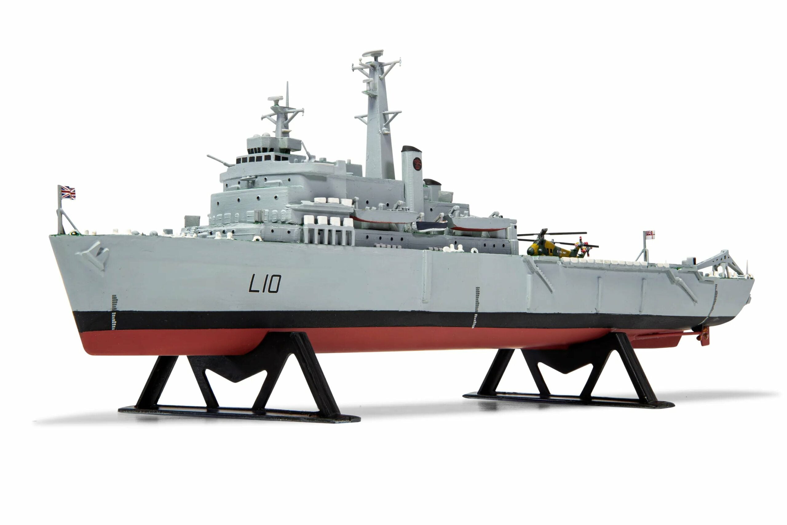 Airfix HMS Fearless 1/600 Scale A03205V