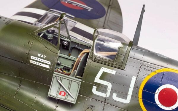 Airfix Supermarine Spitfire F Mk.IXc 1/24 Scale A17001