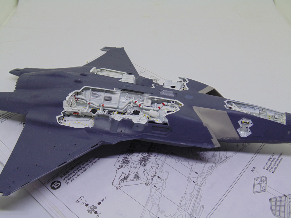 Underside facing left