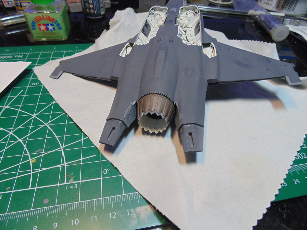 Dry-fitted nozzle assembly