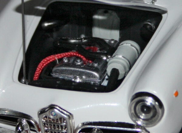 Italeri Alfa Romeo Giulietta Spider 1300 1/24 Scale 3653