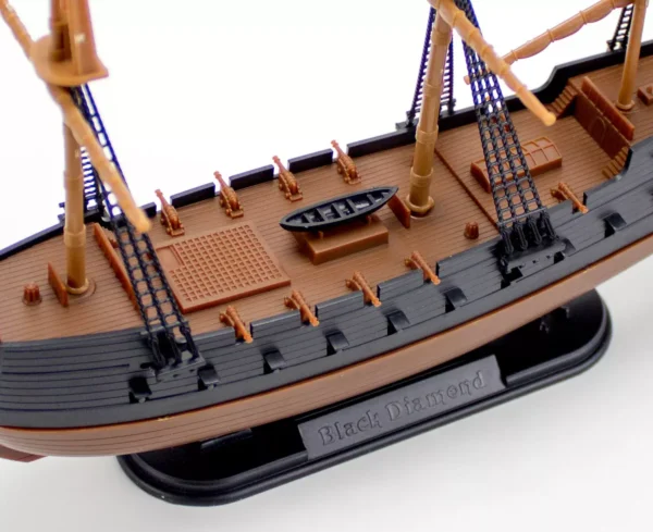 Revell The Black Diamond Pirate Ship 1/350 Scale RMX 85-1237
