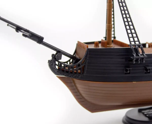 Revell The Black Diamond Pirate Ship 1/350 Scale RMX 85-1237