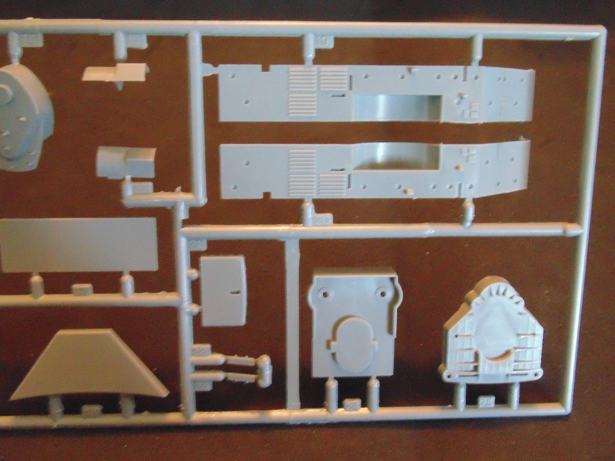 Sprue B close up