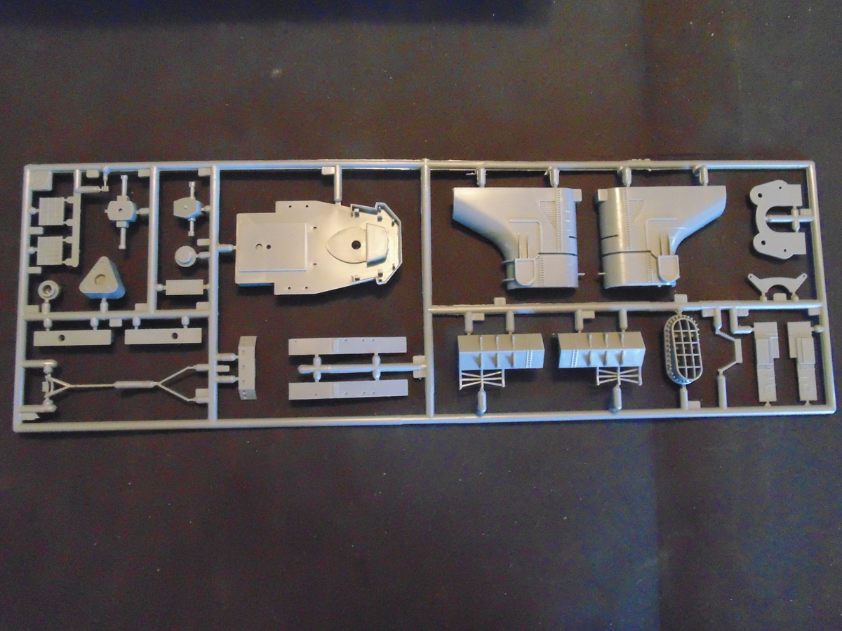 Exhaust stack sprue tree wide view