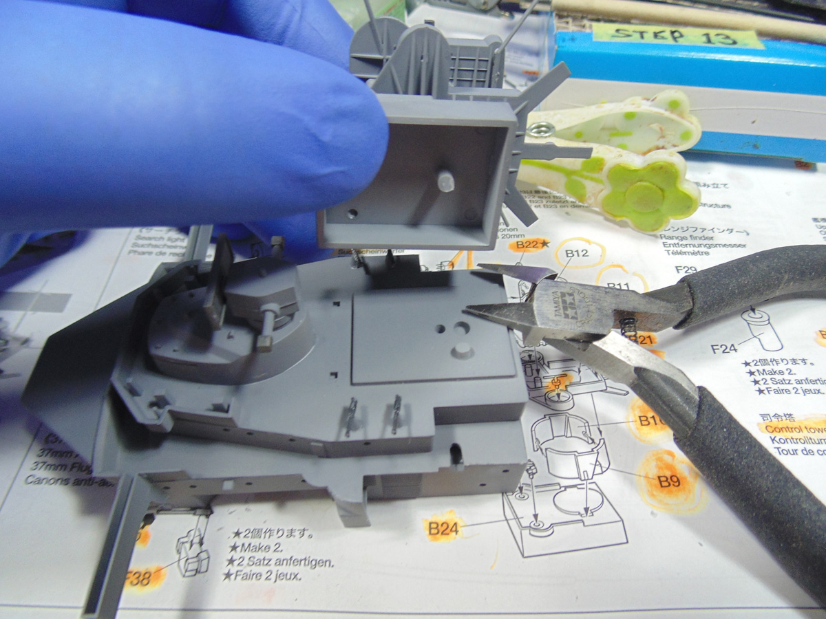 Attaching the mid bridge