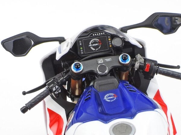Detail Tamiya Honda CBR1000RR-R Fireblade SP 30th Anniversary 1/12 Scale 14141
