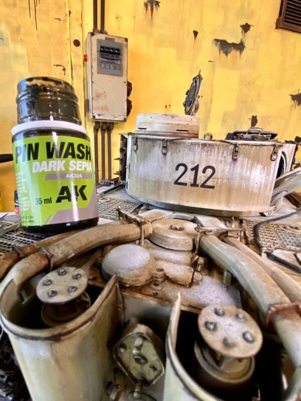 AK Interactive Pin Wash Dark Umber AKI 325