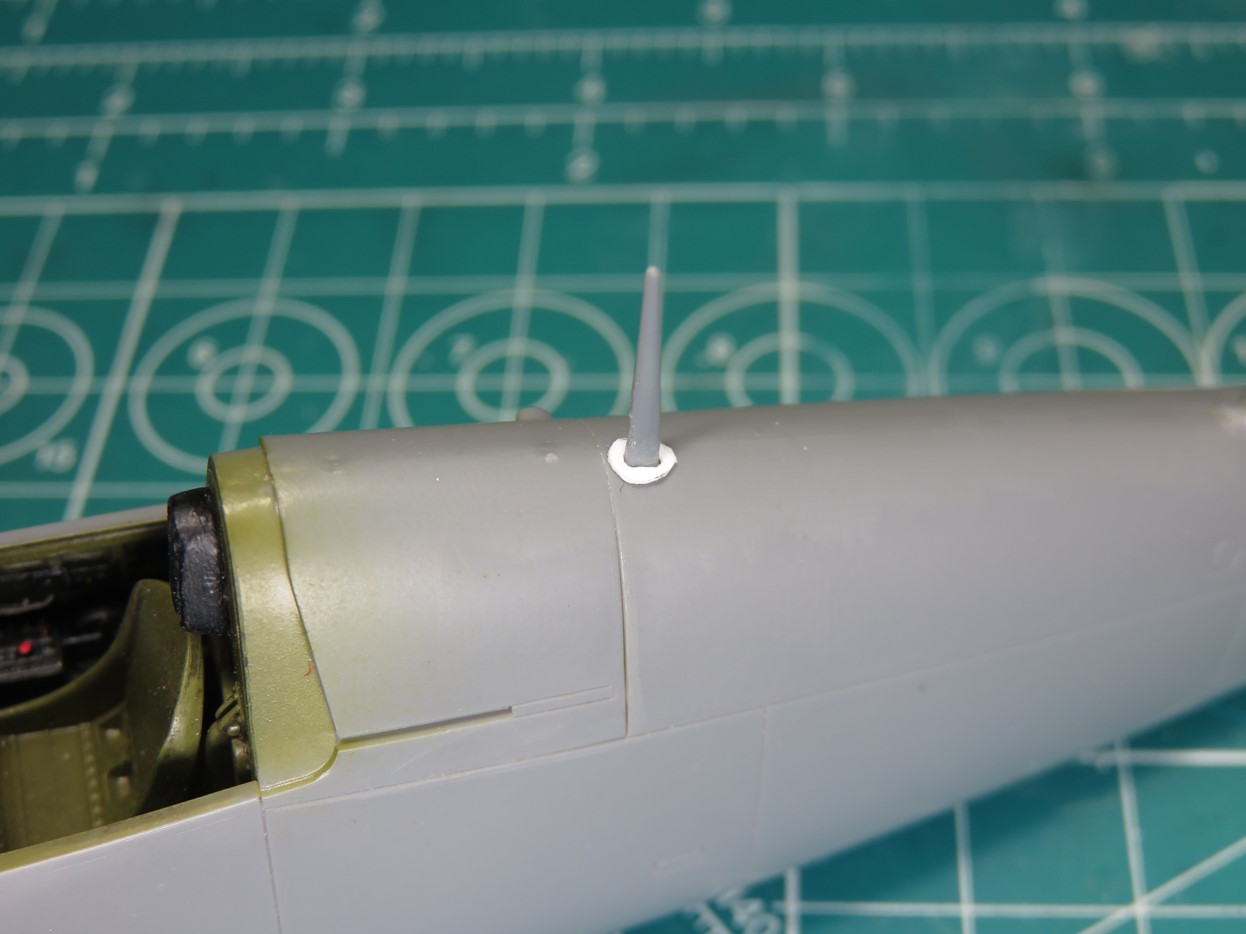 Antenna with Detail