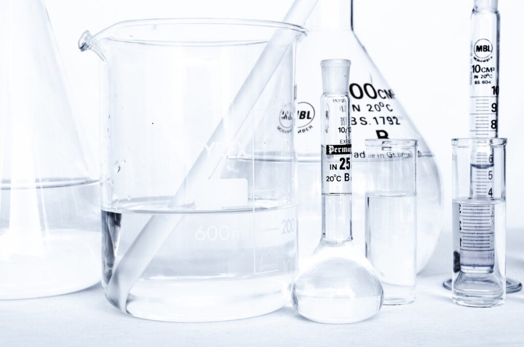 paint clear coats varnish solvent chemistry