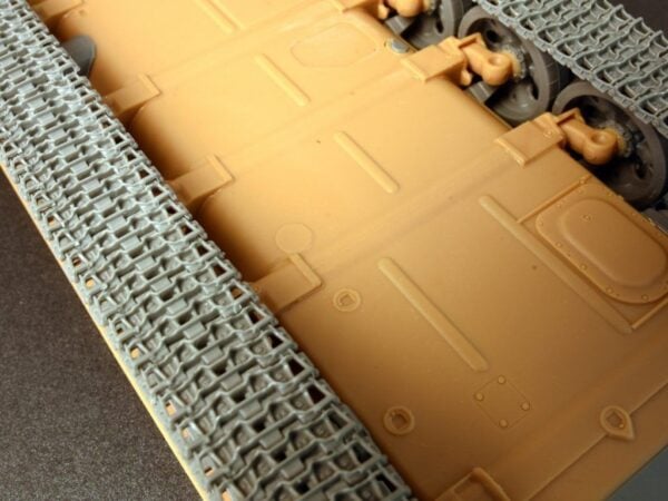 Miniart T-54/T-55/T-62 OMSh Individual Track Links Set Late Type 1/35 Scale 37048