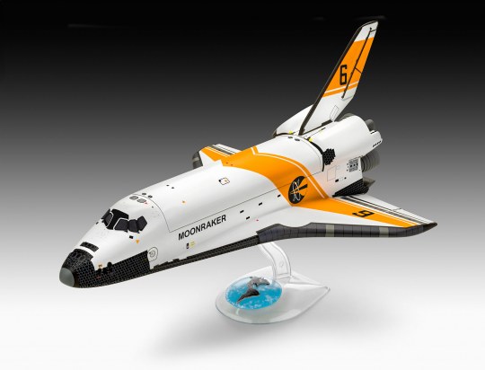Revell James Bond Moonraker Shutle Gift Set 1/144 Scale RVG 05665