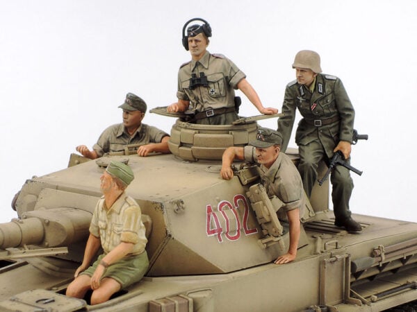 Tamiya Panzer Ausf.F and Motorocycle North Africa 1/35 Scale 25208