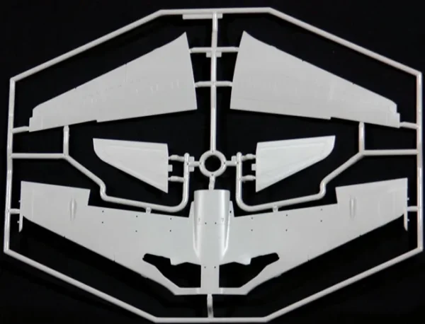 Kinetic Models Hawk 100 Series Advanced Jet Trainer RAF CAF AUF 1/32 Scale K3206