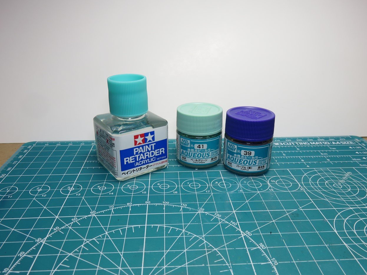 Use Tamiya Acrylic Lacquer Retarder with Mr Hobby Aqueous