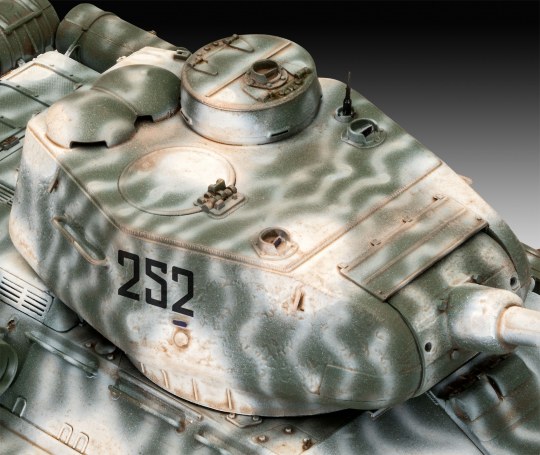 Revell T-34/85 Tank 1/35 Scale 03319