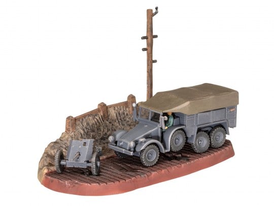 Revell Krupp Protze KFZ 69 with 3.7cm Pak 1/76 Scale 03344