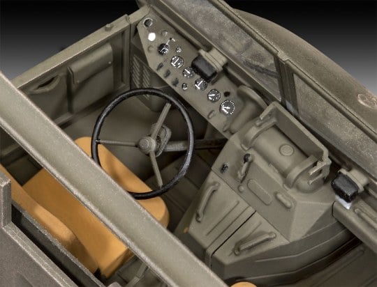 Revell Unimog 404 S Truck 1/35 Scale 03348
