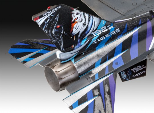 Revell Lockheed Martin F-16D Tigermeet 2014 1/72 Scale 63844 Model Set