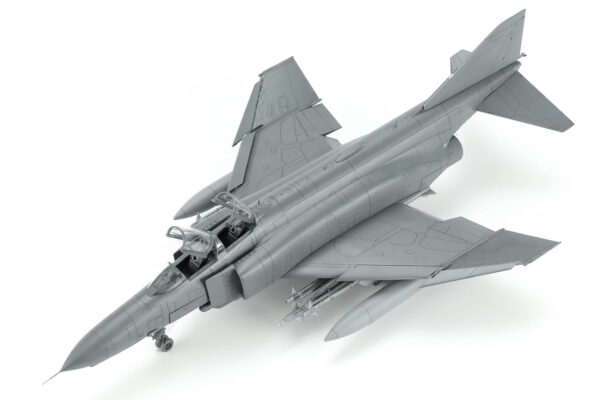 Meng McDonnell Douglas F-4E Phantom II 1/48 Scale LS-017