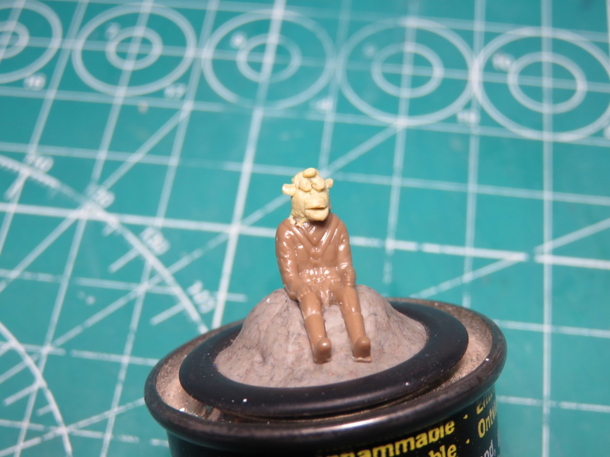 Fine Tuning Head for Figure