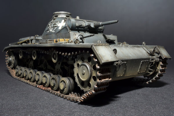 Miniart Pz.Kpfw.III Ausf.D 1/35 Scale 35169