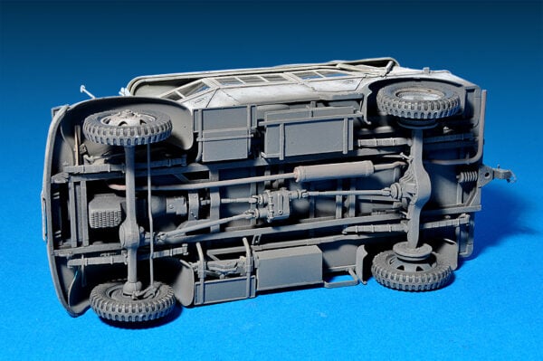 Miniart L1500A Kfz.70 German Personnel Car 1/35 Scale 35147