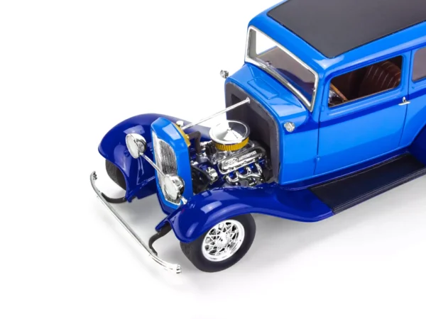 Revell 1932 Ford Tudor Sedan 2n1 1/25 Scale RMX 85-4553 14553