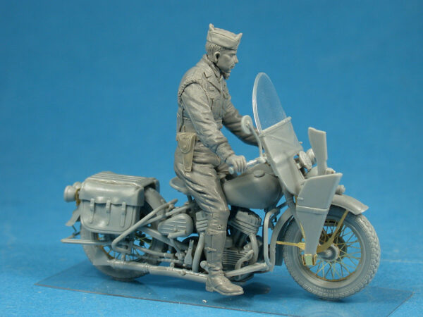 Miniart US Military Policeman with Motorcycle 1/35 Scale 35168
