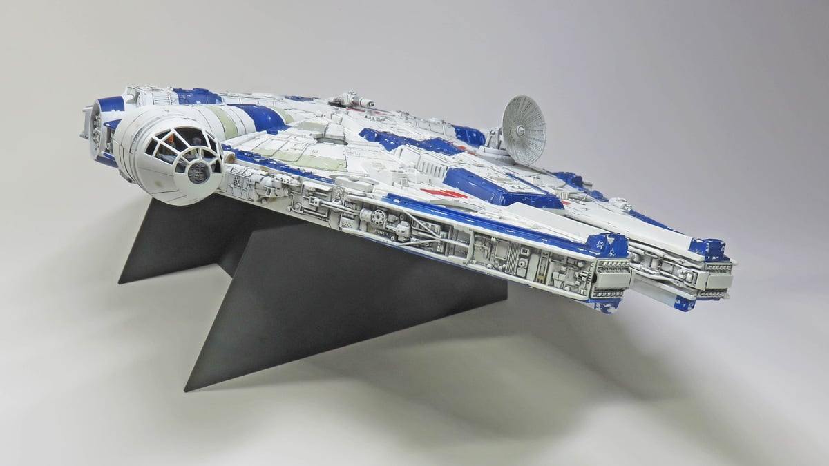 Millennium Falcon Completed Image