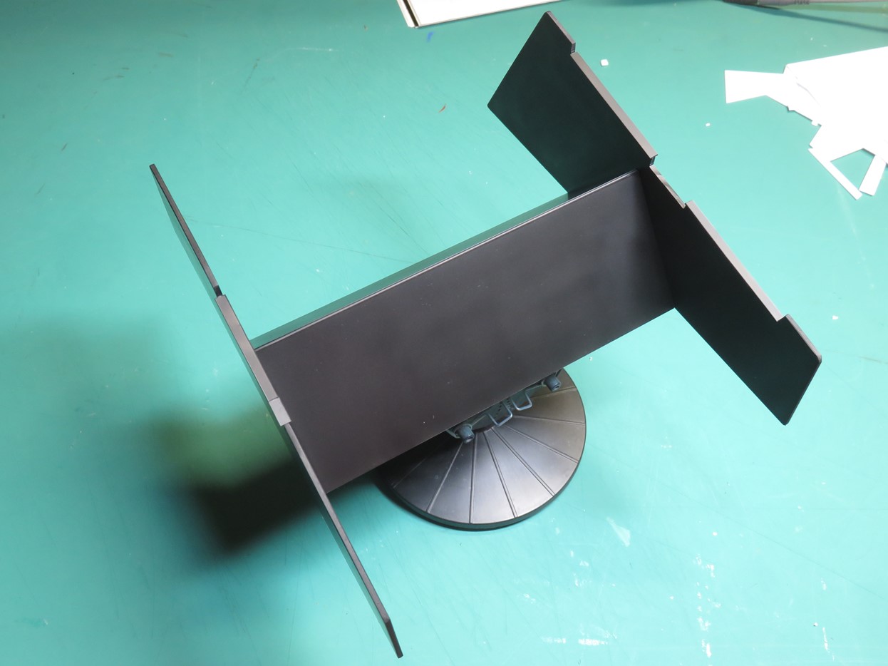 Using Tamiya Workstand to Paint Base