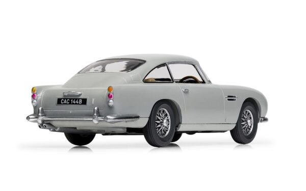 Airfix Aston Martin DB5 1/43 Scale A55011 Starter Set