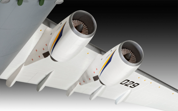 Revell Antonov An-124 Ruslan 1/144 Scale 03807