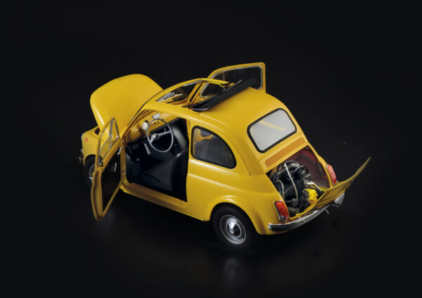 Italeri 1968 Fiat 500F Upgraded Edition 1/12 Scale 4715