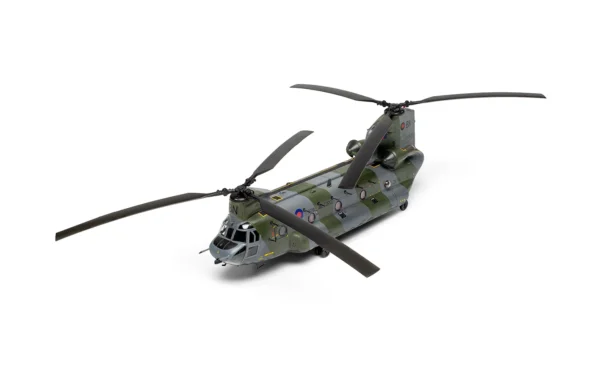 Airfix Boeing Chinook HC.1 Helicopter 1-72 Scale A06023 Completed