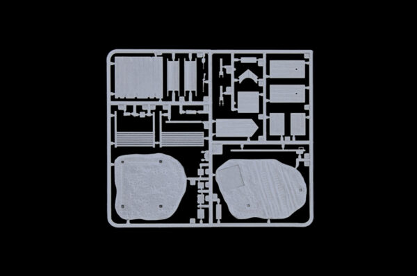Italeri 1944 Market Garden Hartenstein Hotel Battle Set 1/72 Scale 9107