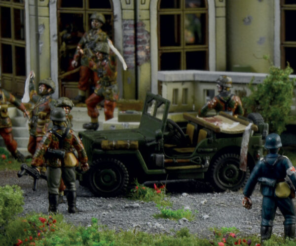 Italeri 1944 Market Garden Hartenstein Hotel Battle Set 1/72 Scale 9107