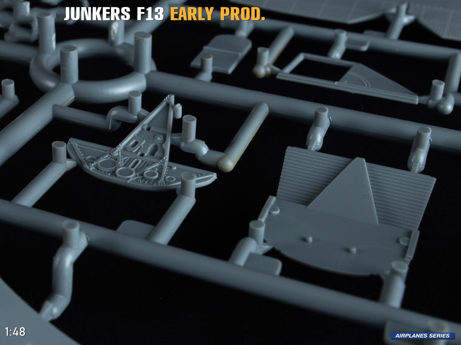 Miniart Junkers F13 Early Production 1/48 Scale 48002
