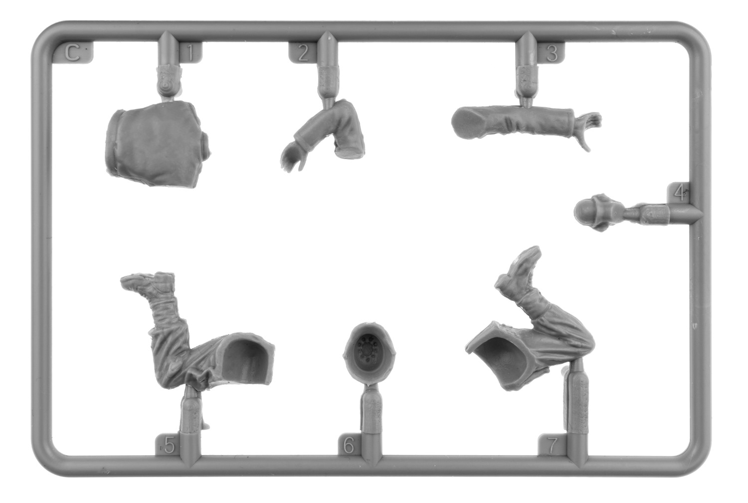 Miniart German Gun Crew Set of 4 Figures 1/35 Scale 35471