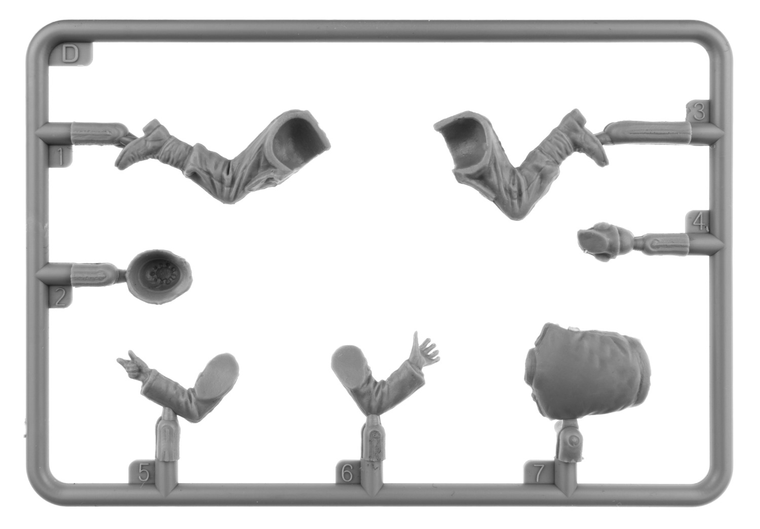 Miniart German Gun Crew Set of 4 Figures 1/35 Scale 35471