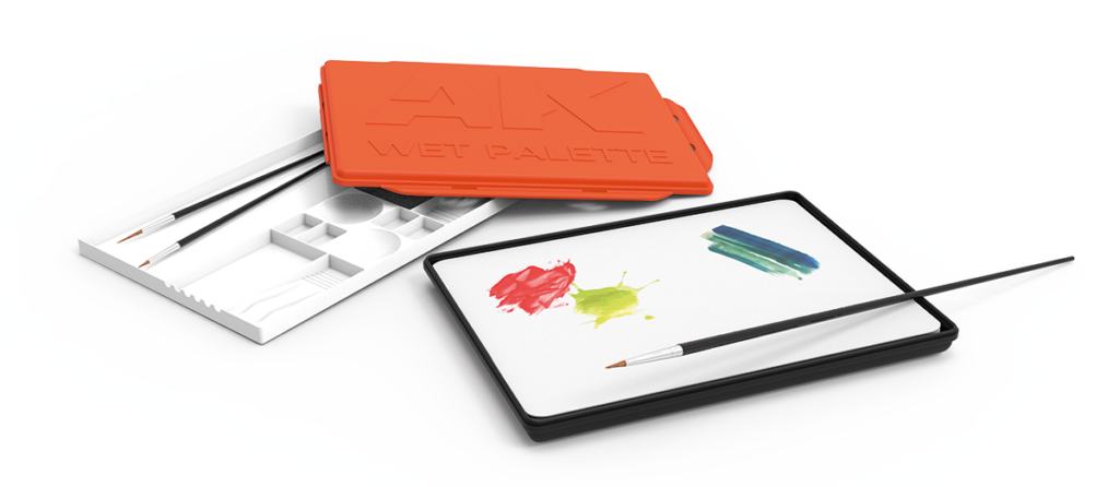 AK Interactive Wet Palette Kit AKI 9510 In Use