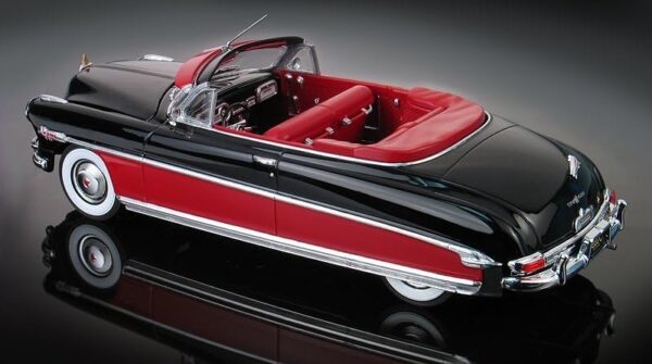 Moebius Models 1952 Hudson Hornet Convertible 1/25 Scale 1204