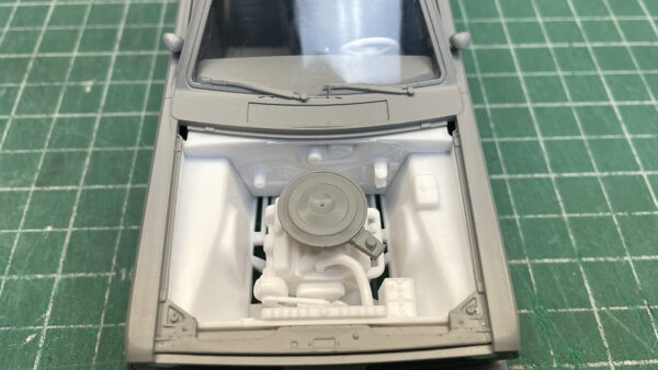 MPC 1972 Plymouth Duster Engine