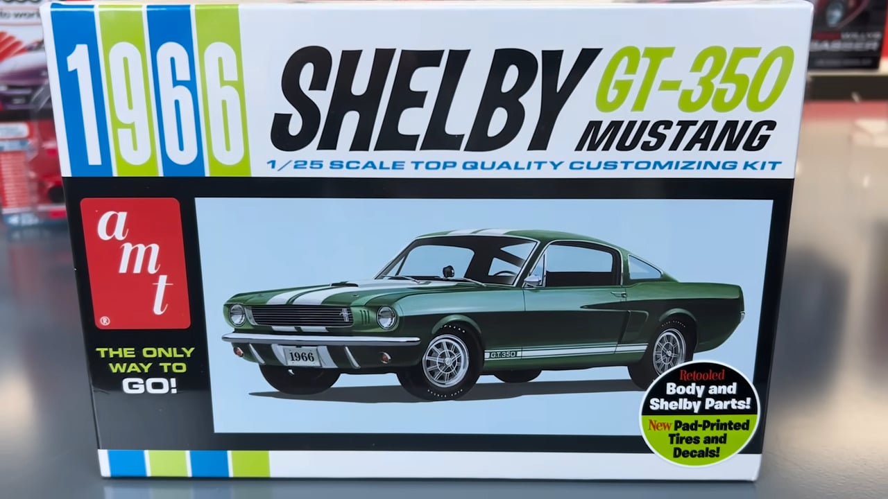 AMT 1966 Shelby GT-350 Mustang 1/25 Scale 1491