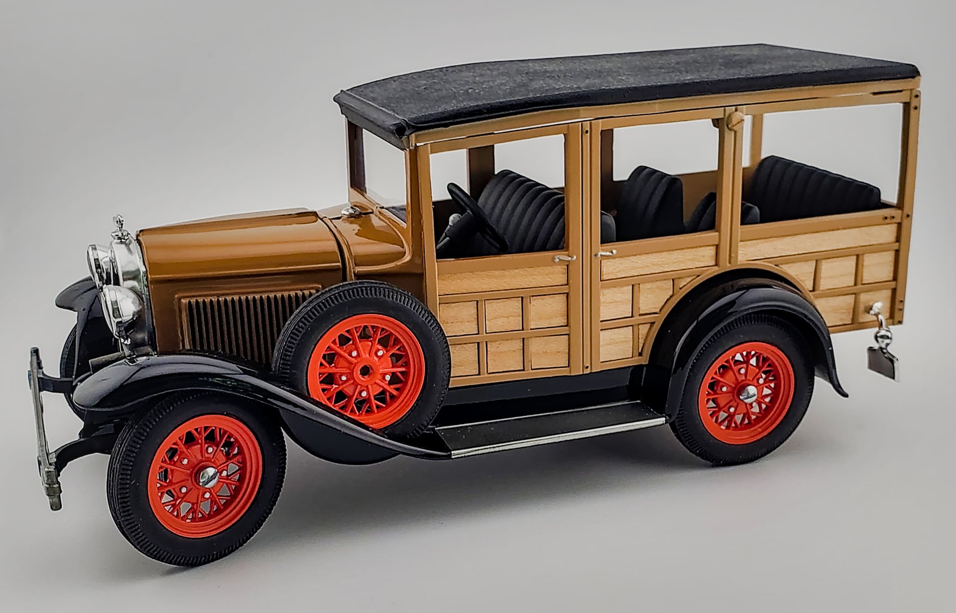 Hubley 1929 Ford Model A Station Wagon - Diecast 1961