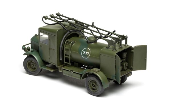 Airfix Albion 3-Point Fueller Truck 1/48 Scale A03312