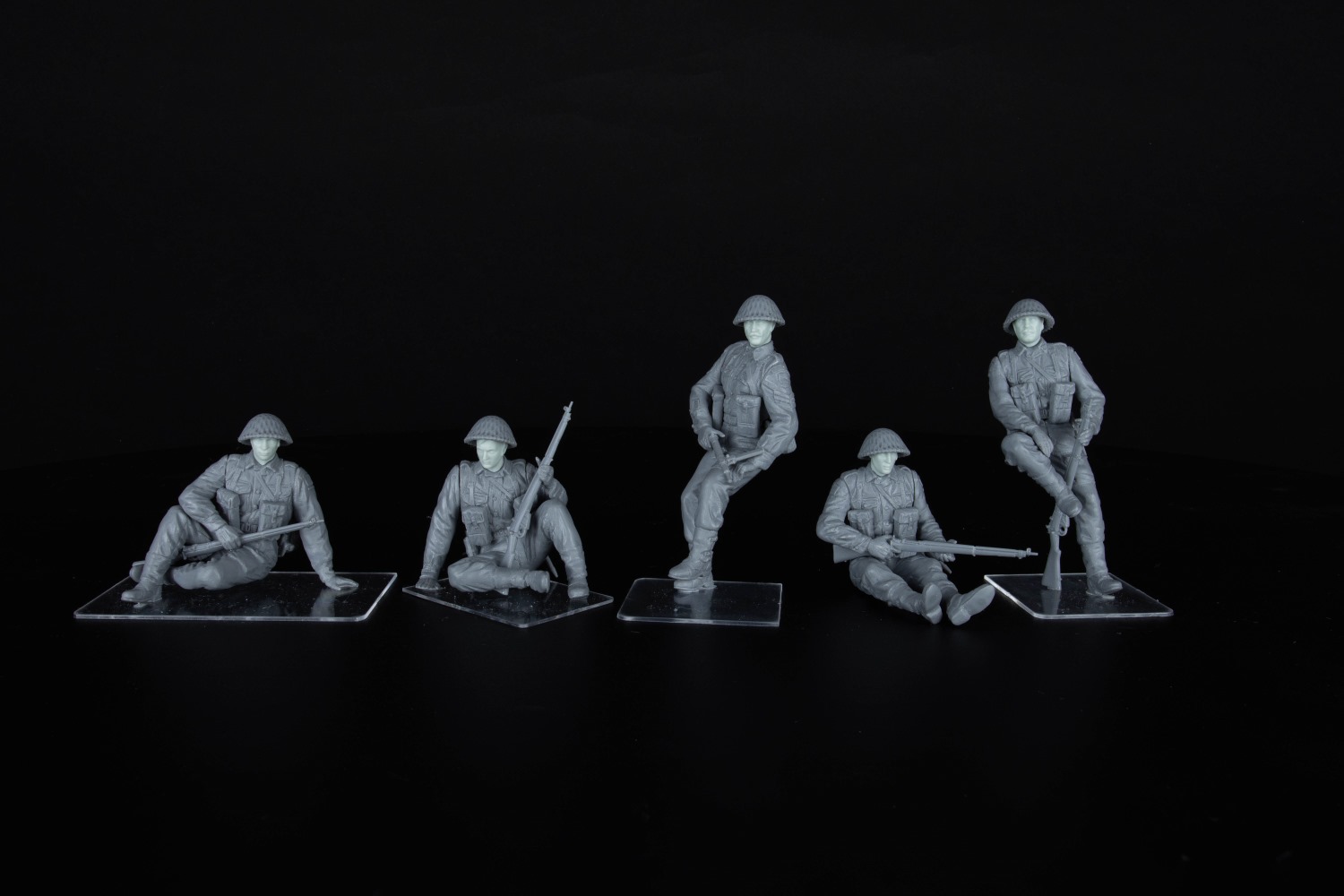 Miniart British Tank Riders NW Europe Set of 5 1/35 Scale 35496
