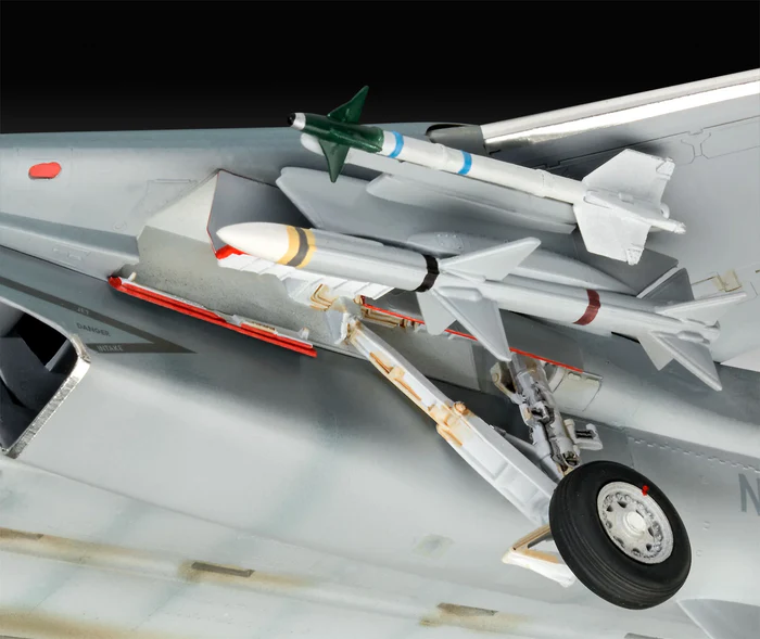 Revell Mavericks F-14A Tomcat Top Gun 1/48 Scale 03865