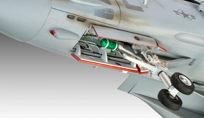 Revell Mavericks F-14A Tomcat Top Gun 1/48 Scale 03865
