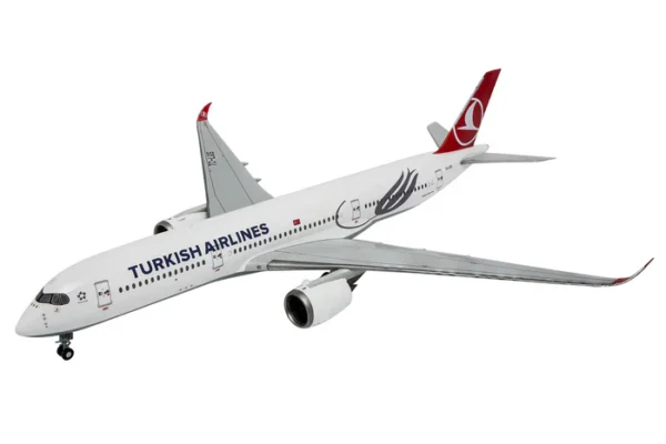 Revell Airbus A350-900 Turkish Airlines 1/144 Scale 03773